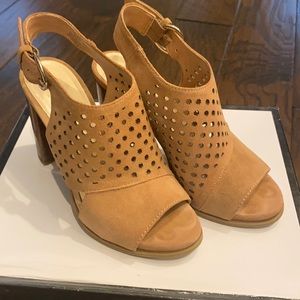 Nine West block heel shoes